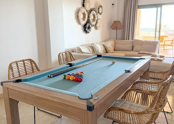 Apartman Sea And Mountain View With 4 Pools *