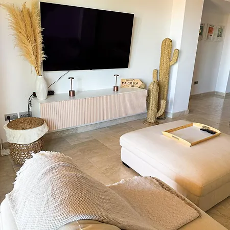 Apartment Sea And Mountain View With 4 Pools *